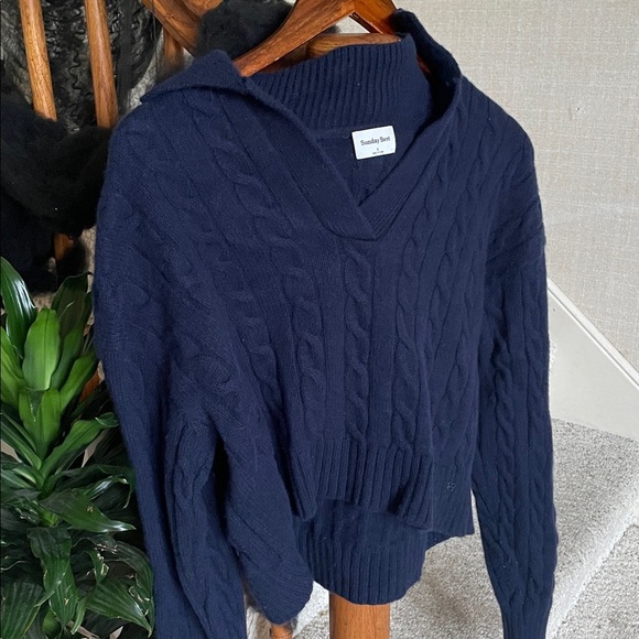 Sunday Best Dark Blue V-Neck Wool Cropped Sweater - Picture 5 of 14